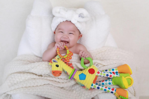 毕节宝宝眼眶发红 毕节宝宝眼眶发红